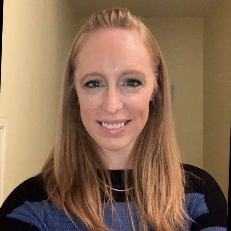 Kate Skopp Headshot